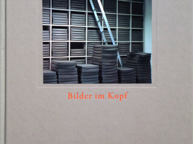 Katalog "Bilder im Kopf", Ausstellung im NRW-Forum Düsseldorf 2007, Titelabbildung: Thomas Demand